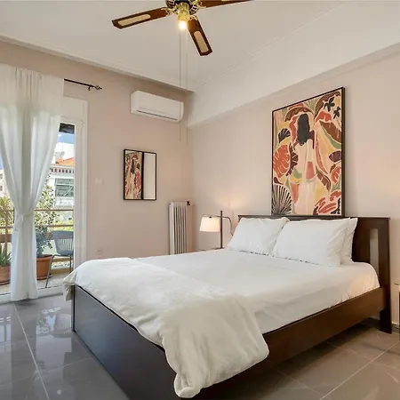 Chania Center Walk To Sea Apartment