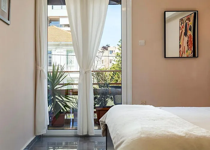 Modern & Spacious Flat - Chania Center - Walk To Sea 하니아