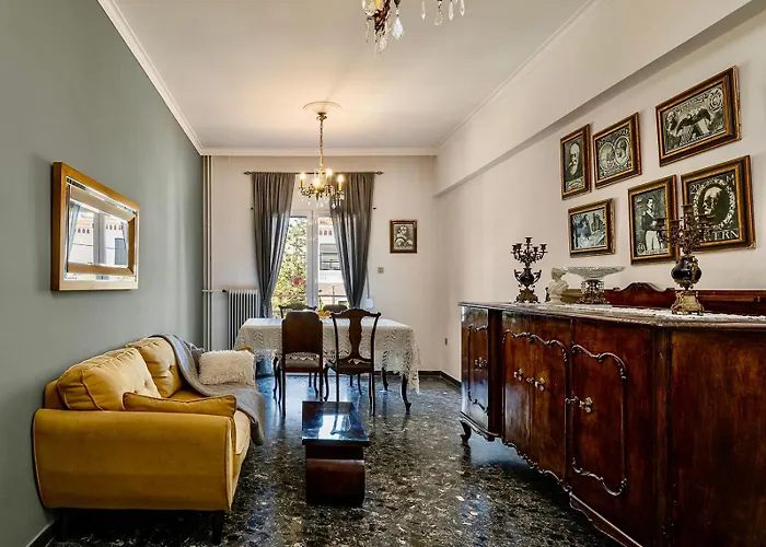 Modern & Spacious Flat - Chania Center - Walk To Sea Appartement *